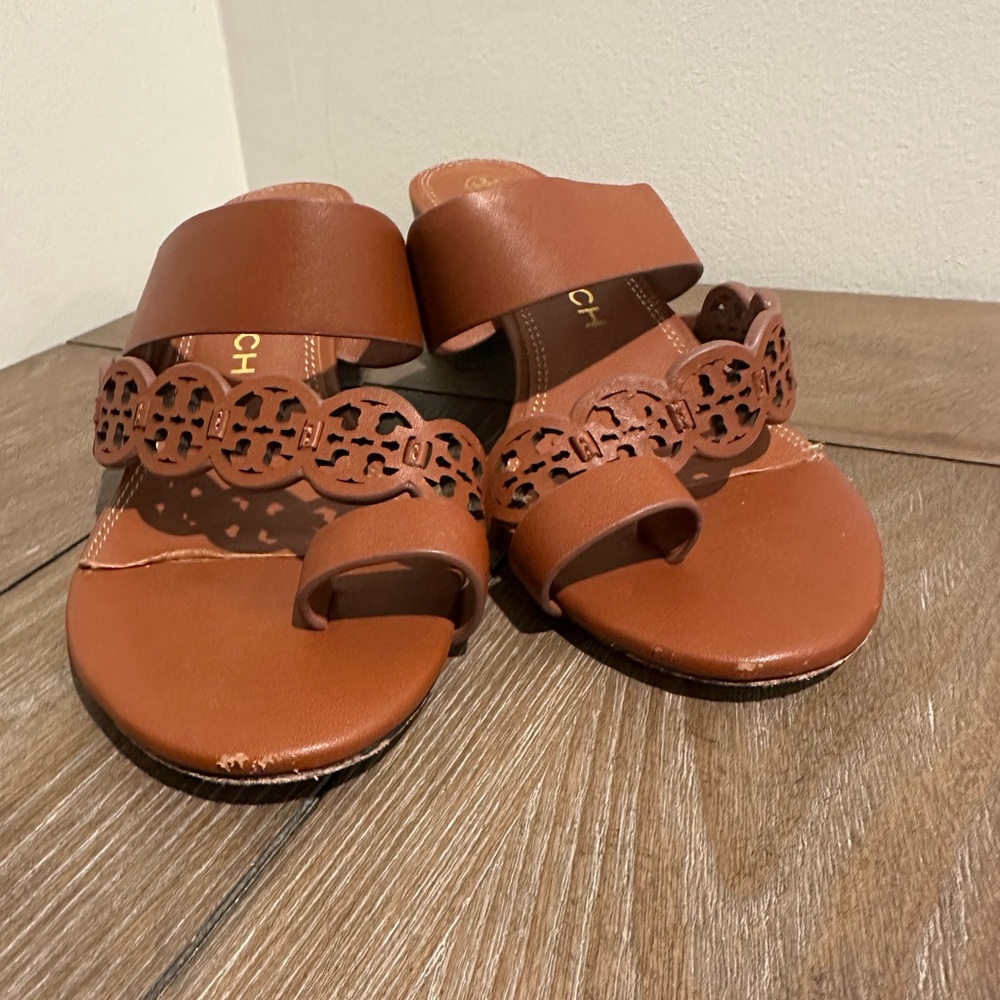 Tory Burch Tiny Miller Toe Ring Block Heeled Sandals Burnt Cuoio Size 8 - Picture 4 of 7